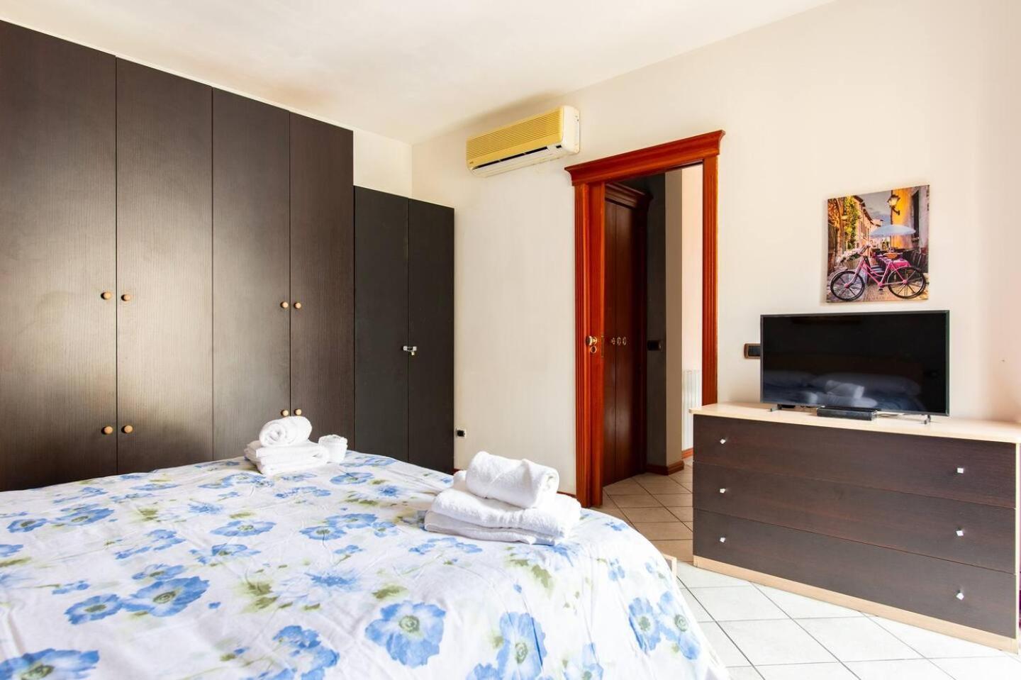 2 Apartments - Akragas Home 1 & 2 On Via Atenea City Center With View アグリジェント エクステリア 写真